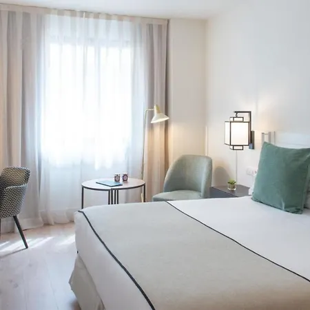 Hotel Molina Lario 4*