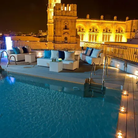Hotel Molina Lario 4*