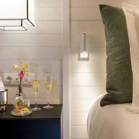 Hotel Catalonia Molina Lario 4*
