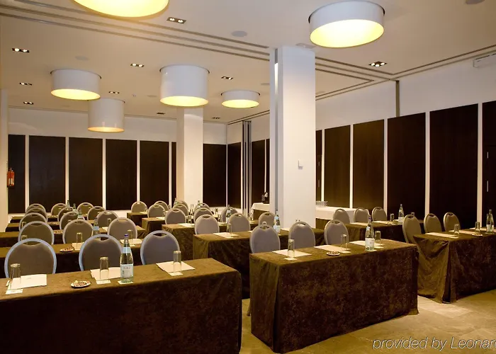 Catalonia Molina Lario فندق 4*